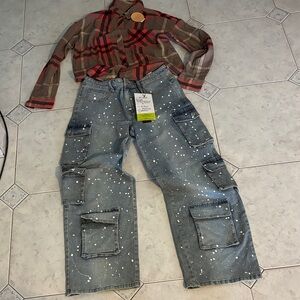 Stylish Blue Wide Leg Jeans with Paint Splatter